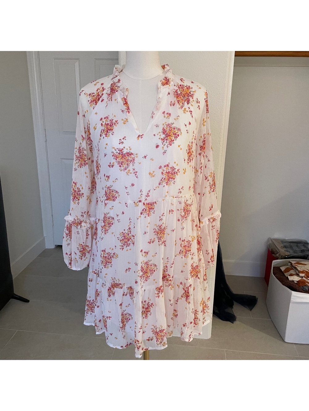 Vince Camuto Women's XS Floral Print Long Sleeve Dress